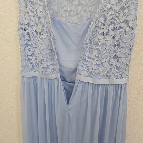 David's Bridal Women's Bridesmaid Dress Light Blue w/ Lace & Chiffon  Sz 14 - Picture 4 of 6